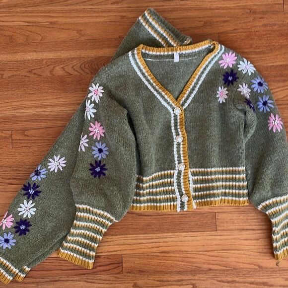 RAGA Set: Olive Green Floral Cardigan Sweater & Pants | Size Medium - Picture 13 of 13